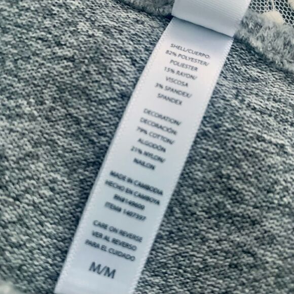 Flora Nikrooz Gray Fleece Pullover Sweatshirt Size Medium - Picture 10 of 10